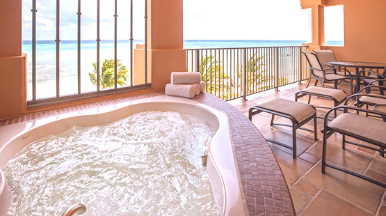 suite con jacuzi en hotel de la riviera maya